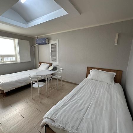 Daegu Dongseongro Gyeong'S Hostel Exterior foto