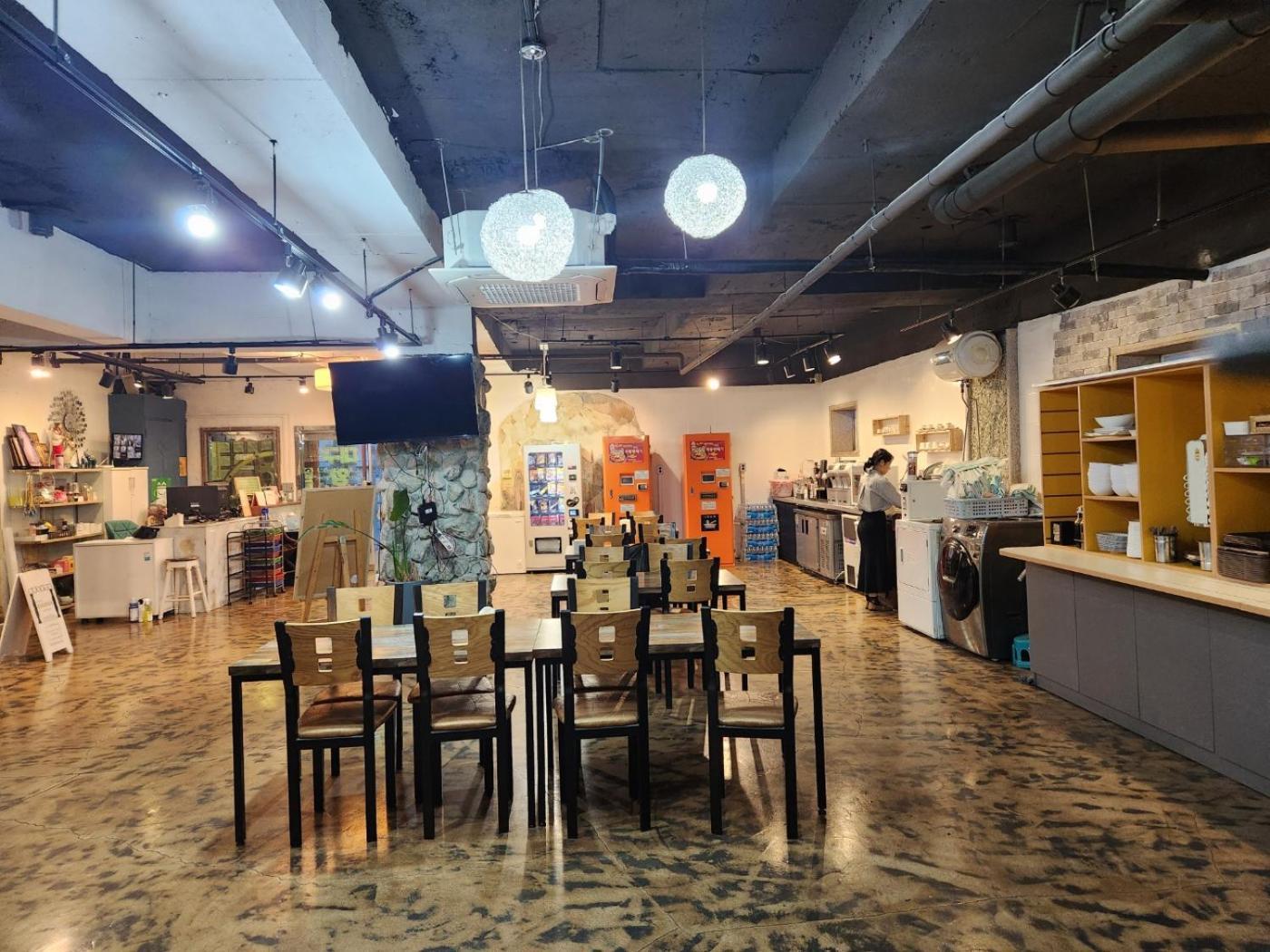 Daegu Dongseongro Gyeong'S Hostel Exterior foto
