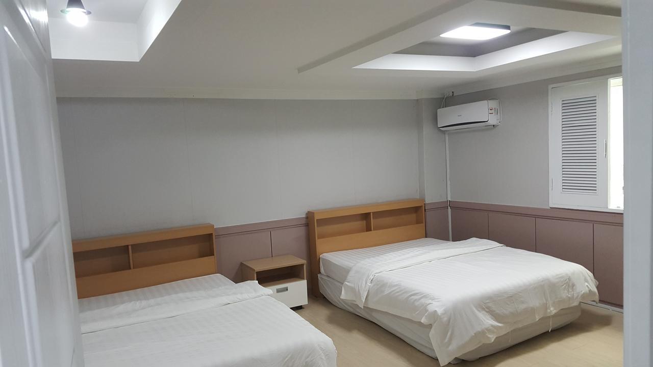 Daegu Dongseongro Gyeong'S Hostel Exterior foto