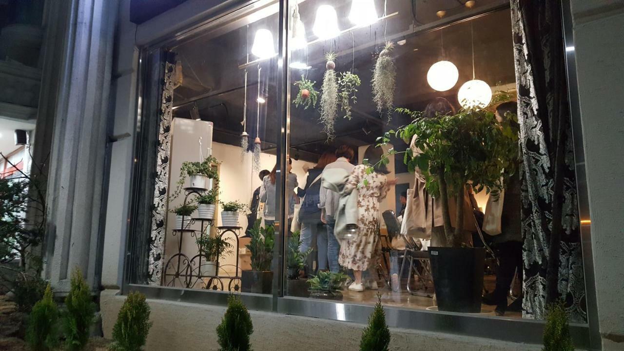 Daegu Dongseongro Gyeong'S Hostel Exterior foto