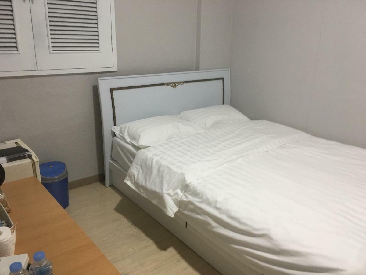 Daegu Dongseongro Gyeong'S Hostel Exterior foto